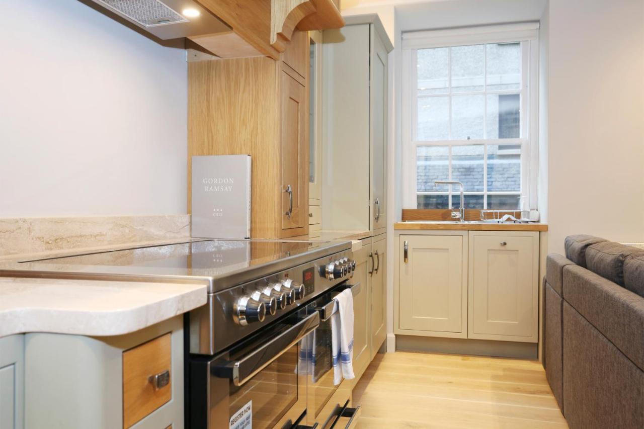 Joivy Modern And Airy Flat On The Historic Royal Mile Apartment Edinburgh Ngoại thất bức ảnh