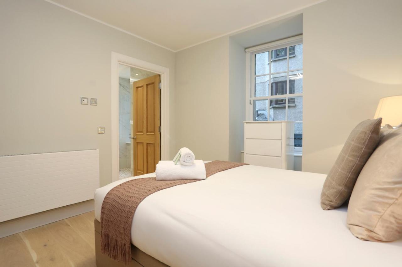 Joivy Modern And Airy Flat On The Historic Royal Mile Apartment Edinburgh Ngoại thất bức ảnh