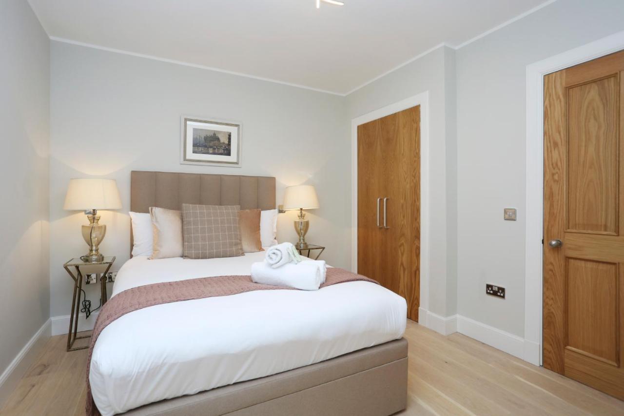 Joivy Modern And Airy Flat On The Historic Royal Mile Apartment Edinburgh Ngoại thất bức ảnh